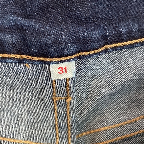 Levi’s shorts - Picture 3 of 4